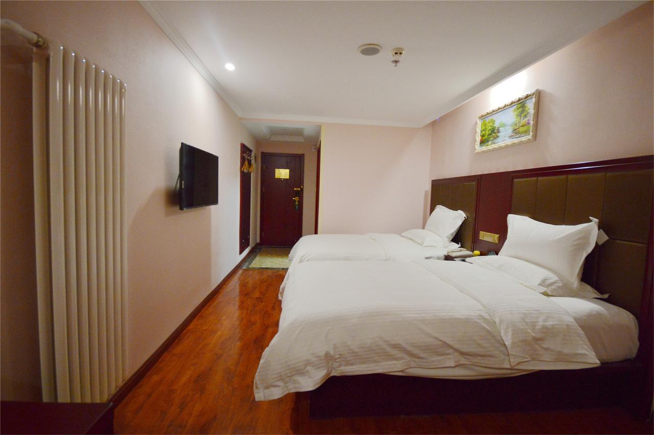 Greentree Inn Xinjiang Fukang Fukang Business Hotel Changji Extérieur photo