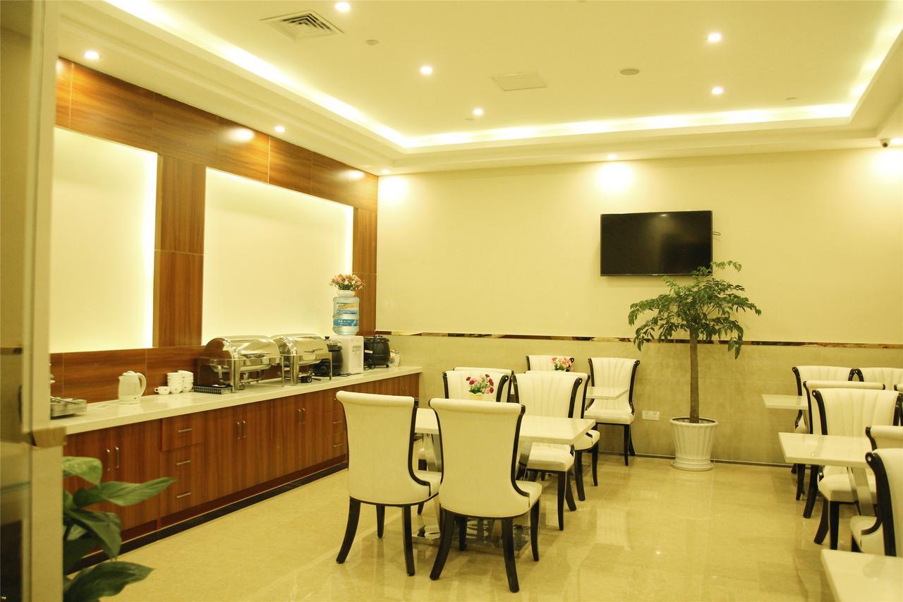 Greentree Inn Xinjiang Fukang Fukang Business Hotel Changji Extérieur photo