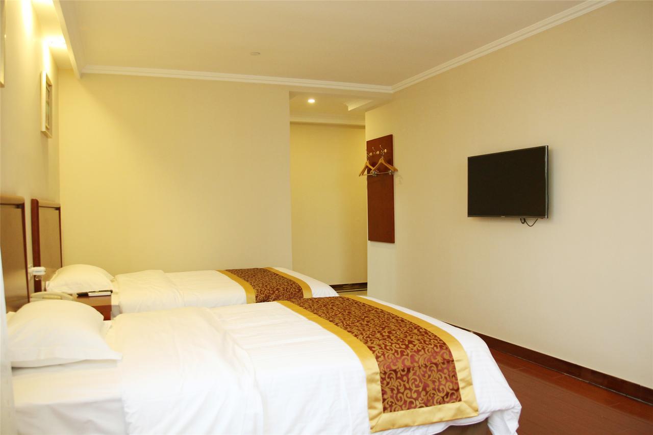 Greentree Inn Xinjiang Fukang Fukang Business Hotel Changji Extérieur photo