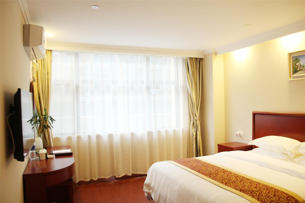 Greentree Inn Xinjiang Fukang Fukang Business Hotel Changji Extérieur photo