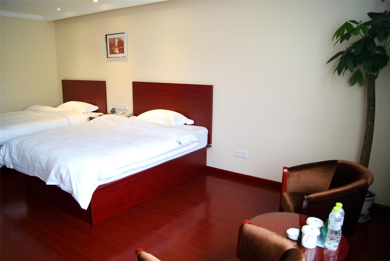 Greentree Inn Xinjiang Fukang Fukang Business Hotel Changji Extérieur photo